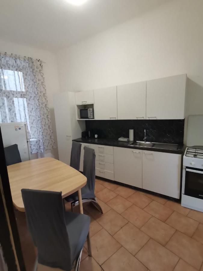Central City Apartment Wenen Buitenkant foto