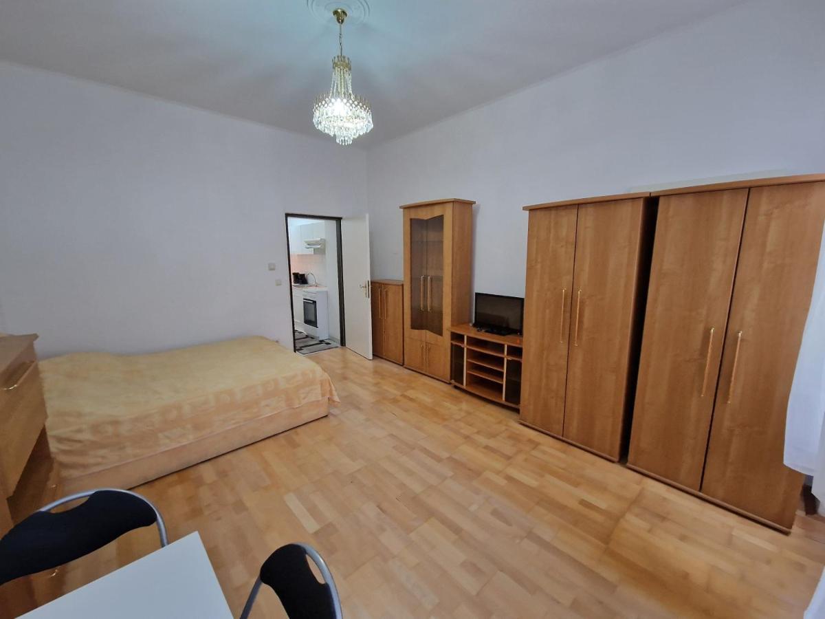 Central City Apartment Wenen Buitenkant foto