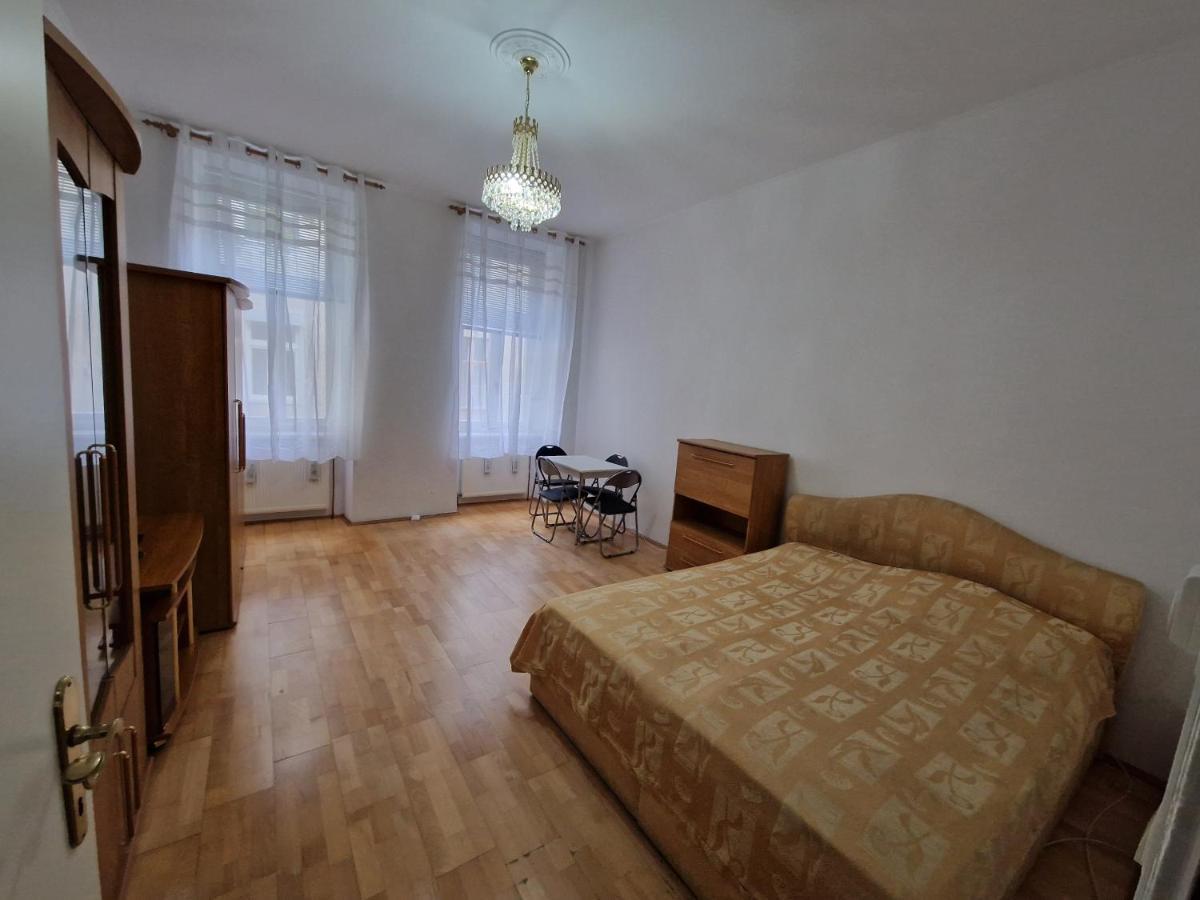 Central City Apartment Wenen Buitenkant foto